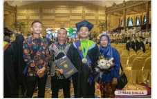 Pintar Membagi Waktu...