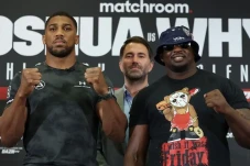 Duel Ulang Anthony Joshua...
