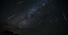 Cara Melihat Hujan Meteor...