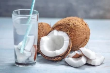Apakah Air Kelapa Bisa...