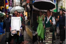 3 Organisasi Tibet Serukan...