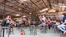 Serunya Lomba Burung...
