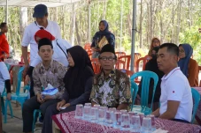 Anggota Paskibra yang...