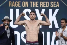 Callum Smith Didukung...