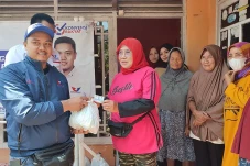 Peduli Masyarakat, Partai...