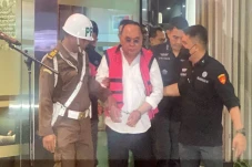 Harta Kekayaan Tersangka...