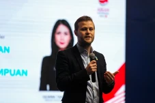 Gelar Seminar Kesehatan,...