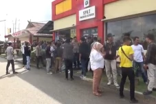 Ratusan Mahasiswa Pendukung...
