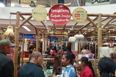 Cicipi Kuliner Nusantara...