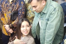 Sepakat Damai, Rendy...