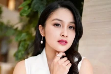 Sandra Dewi Rajin Ikut...