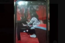 Kabar Duka, Mahasiswa...