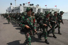 UU TNI Digugat ke MK,...