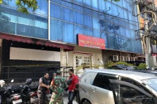 3 Orang Tamu Tewas dalam...