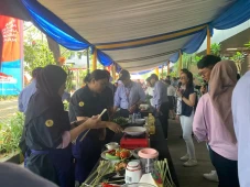 Sambut Hari Jadi ke-30...