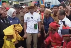 Kagumi Keindahan Desa...