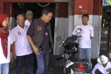 Pembagian Oli Gratis...
