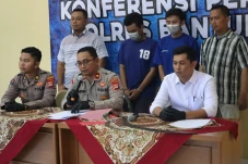 Bawa Celurit, 2 Pemuda...