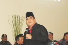 Soal Tambang Rakyat,...