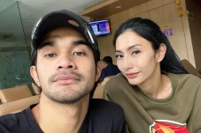 Tyas Mirasih dan Tengku...