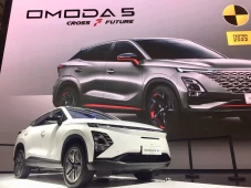 Omoda 5 EV Akan Jadi...