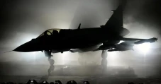 5 Keunggulan Jet Tempur...