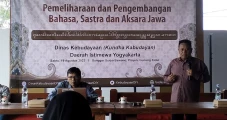 Aksara Jawa dan Unggah...