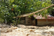 Banjir Terjang 28 Desa...