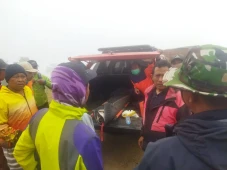 Pendakian ke Gunung...