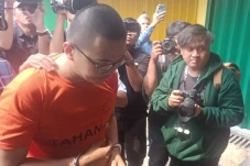 Rekonstruksi Pembunuhan...
