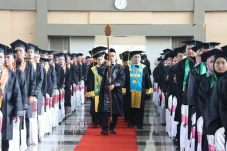 UIN Walisongo Wisuda...