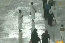 Viral! Makkah Diterjang...