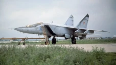 Apakah Jet Tempur Tercepat...