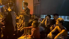 Bawa Miras dan Pil Koplo,...