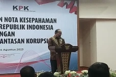 Ketua KY Ungkap Kusutnya...