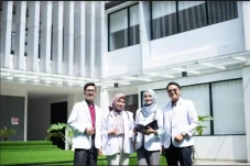 Berapa Lama Kuliah Kedokteran...