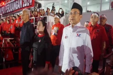 Partai Perindo Hadiri...