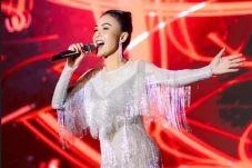 Yuni Shara Tetap Cantik...