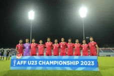 Susunan Pemain Indonesia...