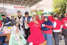 Tebar Kebaikan, Partai...