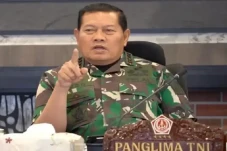 Panglima TNI Ganti 3...