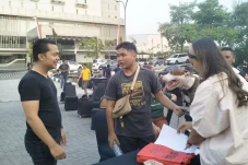 Next Hotel Terbuka untuk...