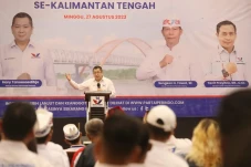 Strategi Jauh Lebih...