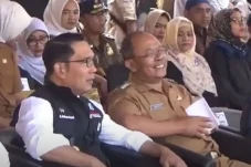 Ridwan Kamil Resmikan...