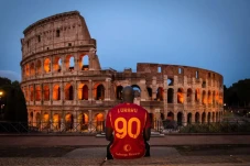 Chelsea Pinjamkan Romelu...
