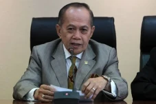 Demokrat Turunkan Baliho...