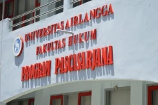 Perbedaan Gelar LLM...