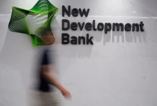 Menguak Rencana Uni...