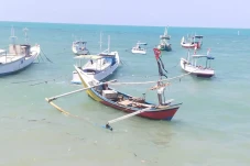 Seram! Perahu Misterius...