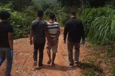 Mama Muda Tewas Dibunuh,...